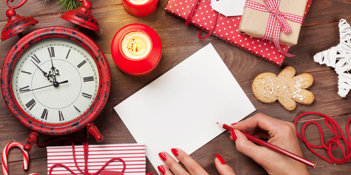 Christmas-card-writing-1